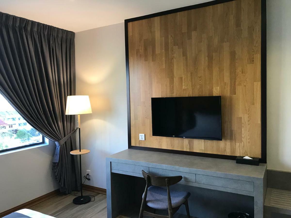 Hotel Frame 3*